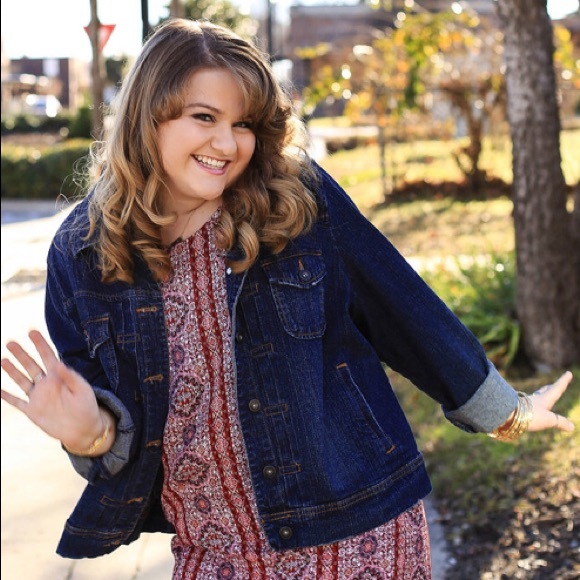 Meet your Posher, Avery - Picture 12 of 15